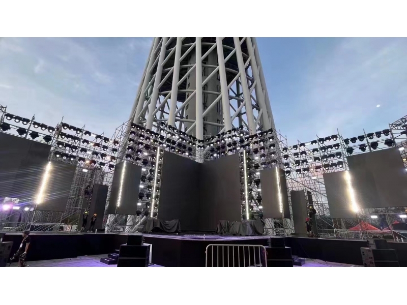 Outdoor P4.81 LED display